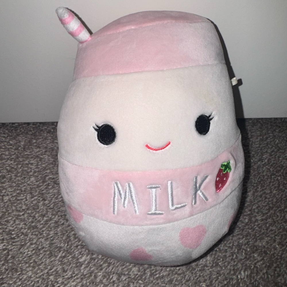 Squishmallows Amelie The Strawberry Milkshake